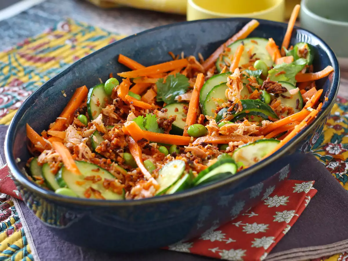 Somonlu çıtır pirinç salatası: baharatlı ve nefis! - fotoğraf 2