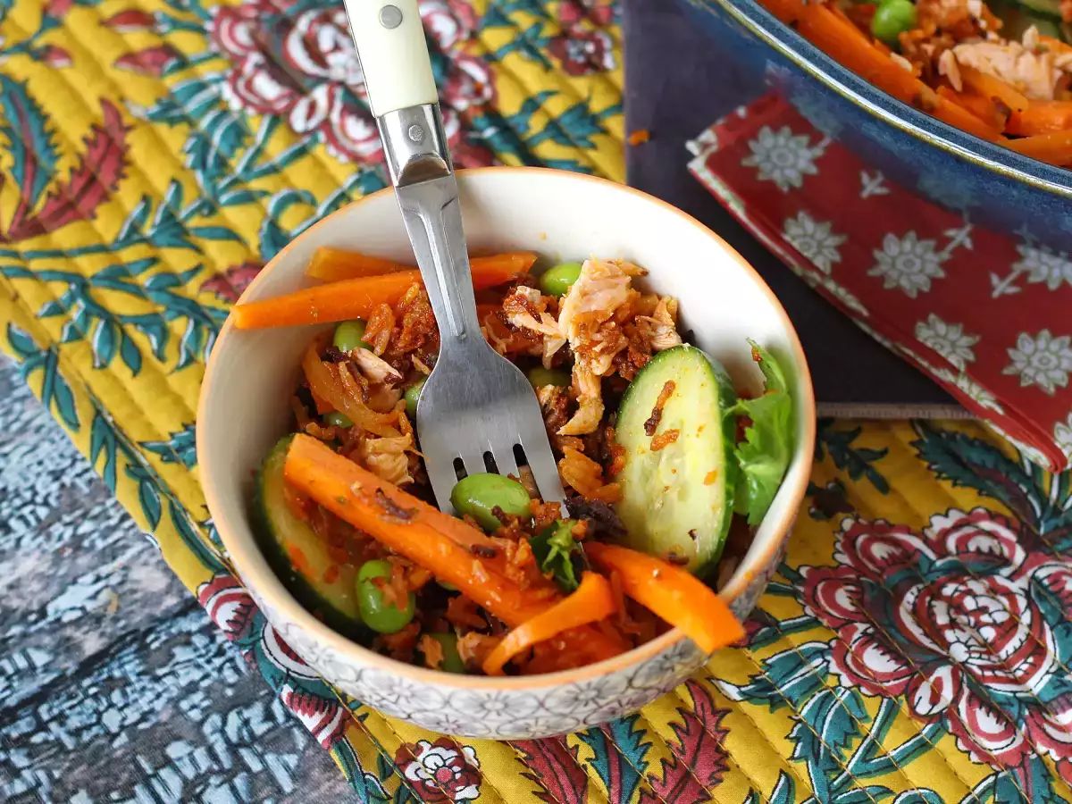 Somonlu çıtır pirinç salatası: baharatlı ve nefis! - fotoğraf 3