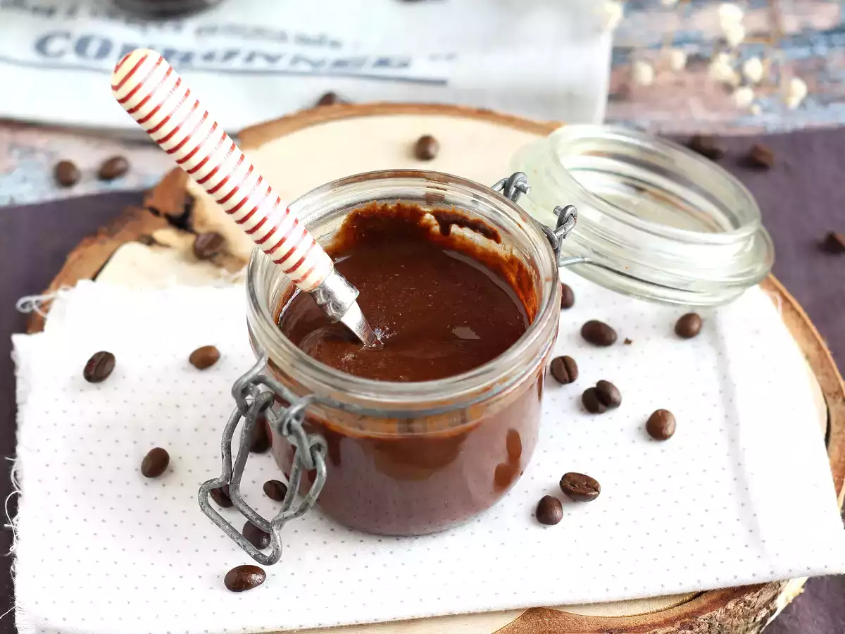 Sonunda kahve severler için bir krema! Çikolata ve fındık ile - fotoğraf 2