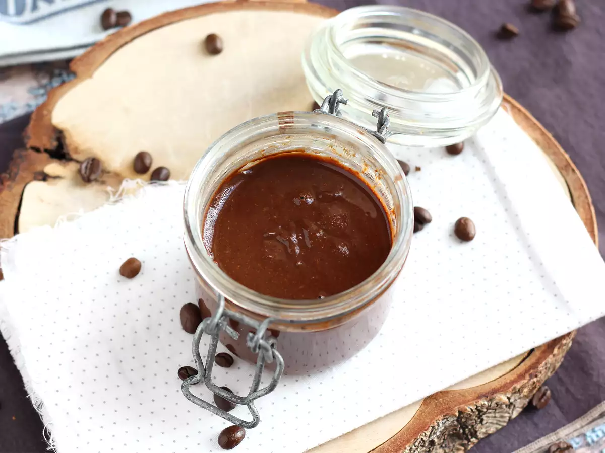 Sonunda kahve severler için bir krema! Çikolata ve fındık ile - fotoğraf 3