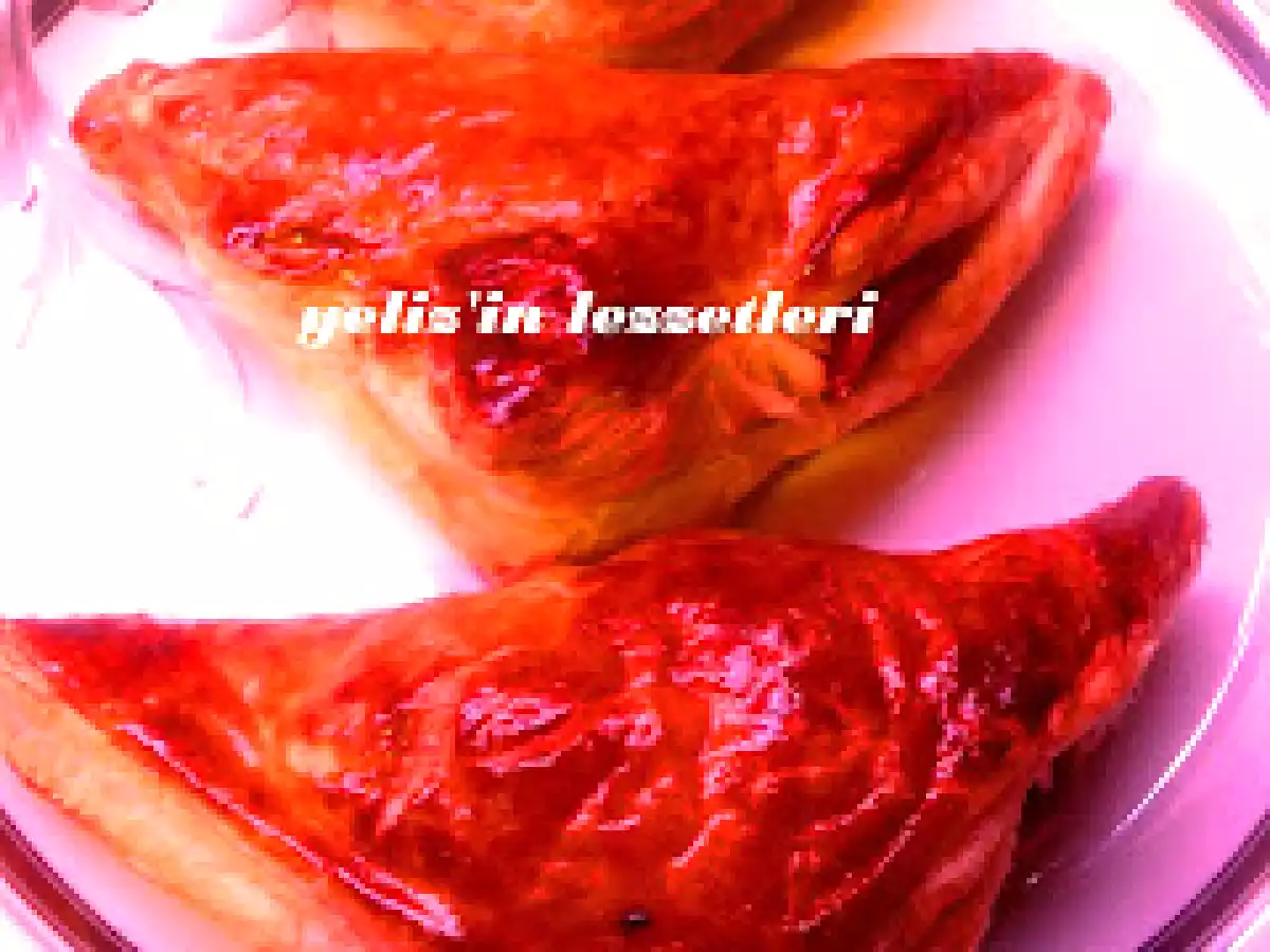 SOSİSLİ MİLFÖY BÖREĞİ - fotoğraf 2