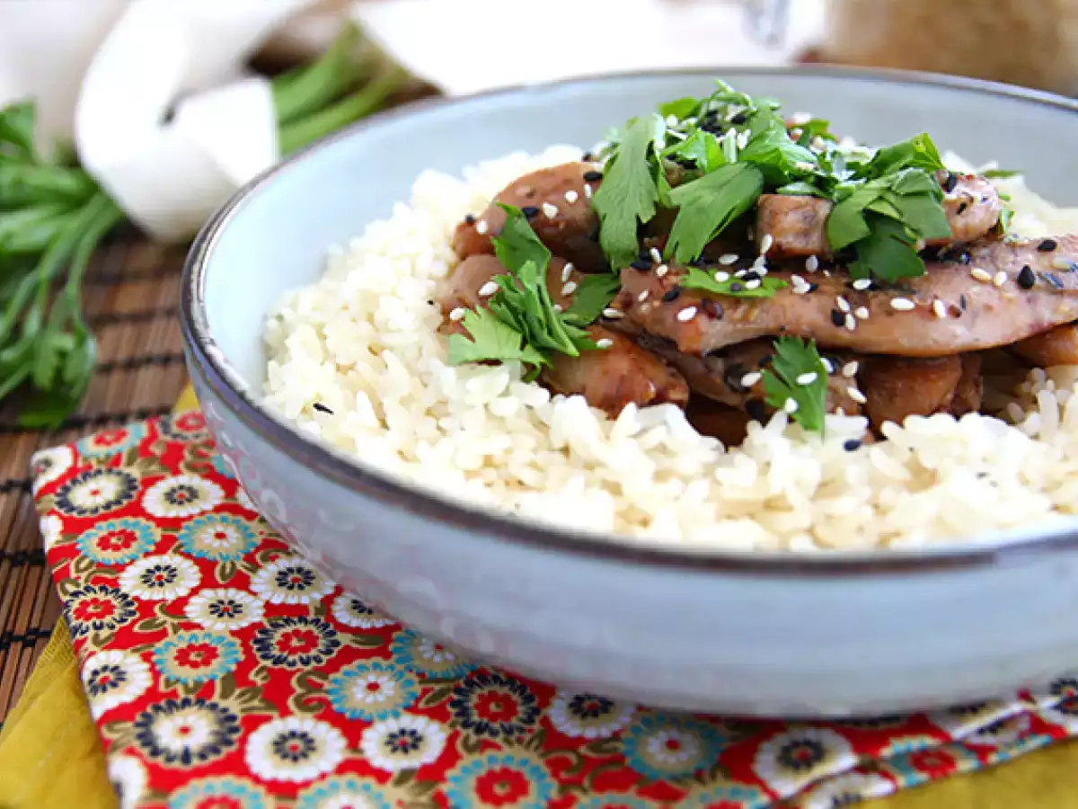 Soya sosu ve bal ile marine edilmiş tavuk - fotoğraf 2