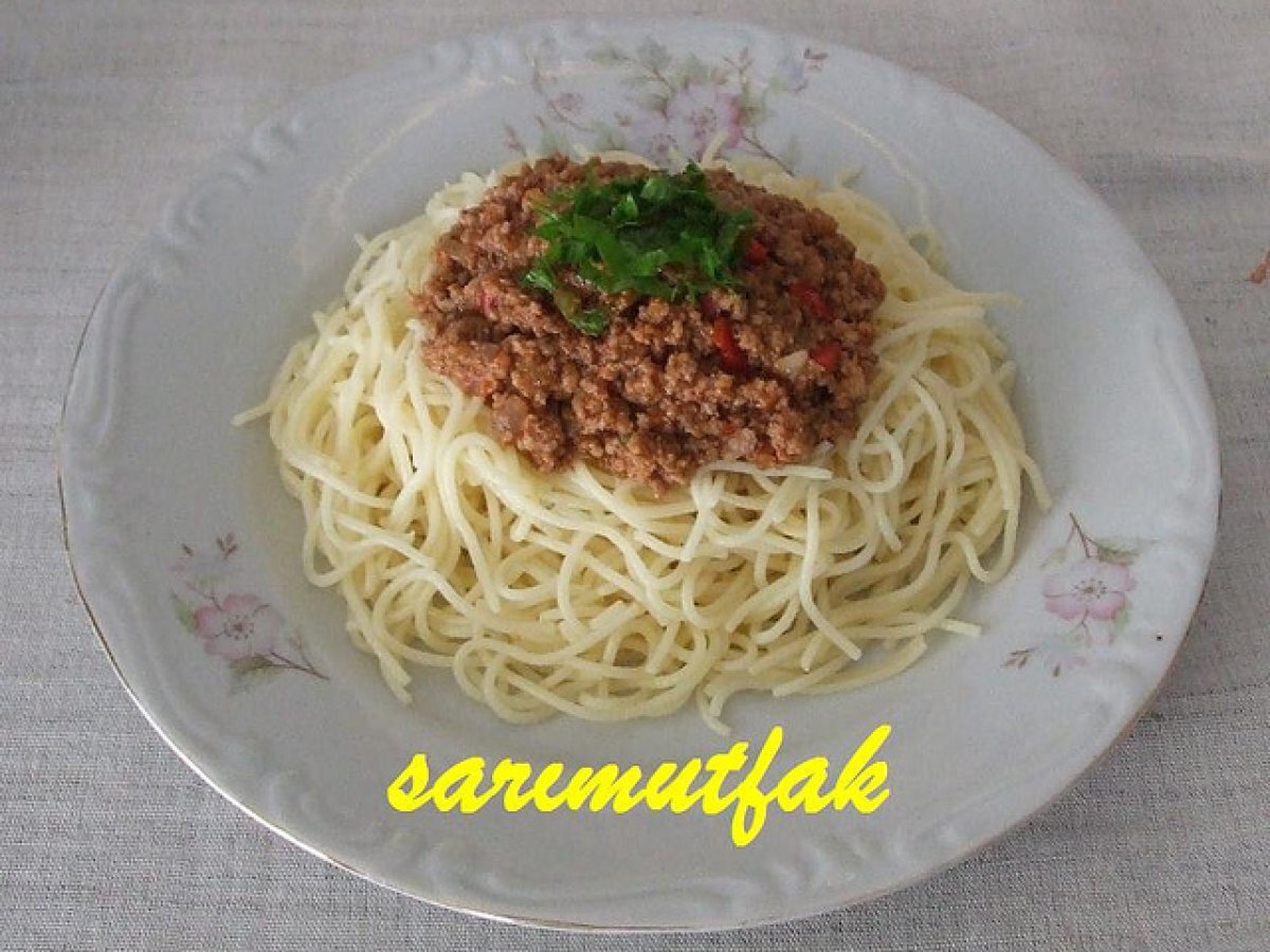 SPAGETTİ BOLONEZ