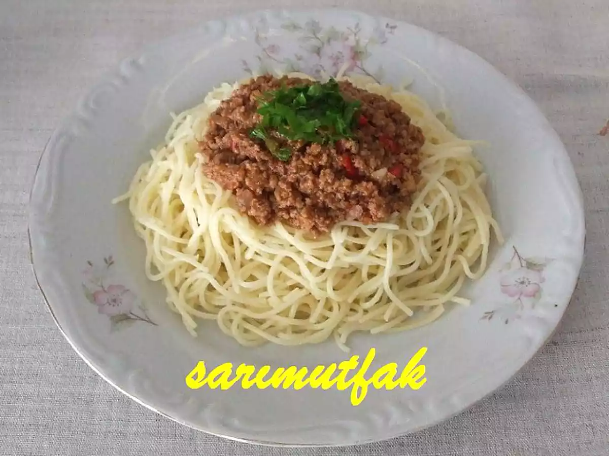 SPAGETTİ BOLONEZ