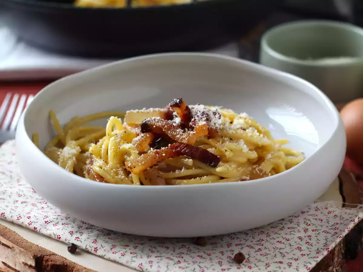 Spaghetti alla carbonara, gerçek İtalyan karbonhidrat tarifi! - fotoğraf 2