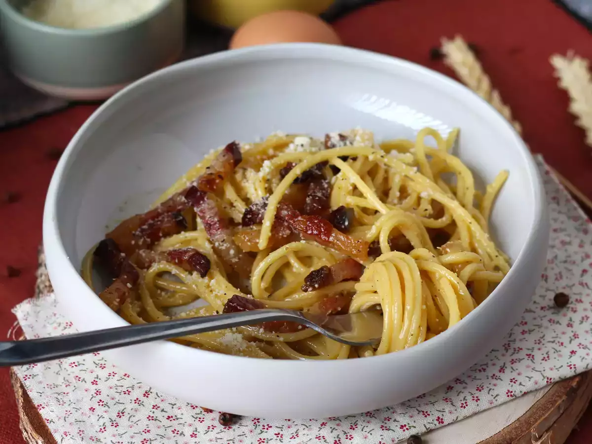 Spaghetti alla carbonara, gerçek İtalyan karbonhidrat tarifi! - fotoğraf 4