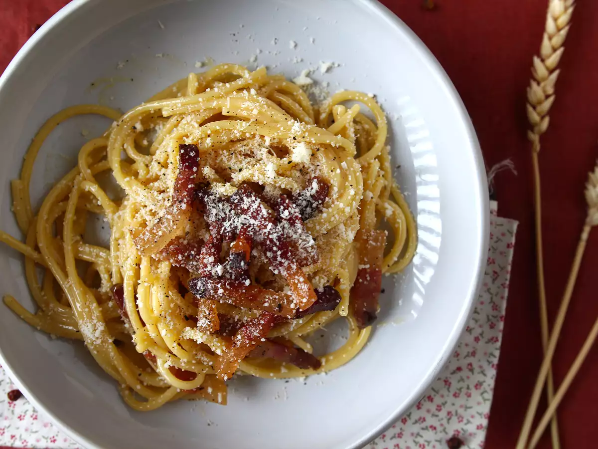 Spaghetti alla carbonara, gerçek İtalyan karbonhidrat tarifi! - fotoğraf 5