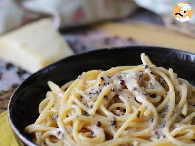 Spaghetti cacio e pepe: 3 malzeme, bir lezzet patlaması! - fotoğraf 3