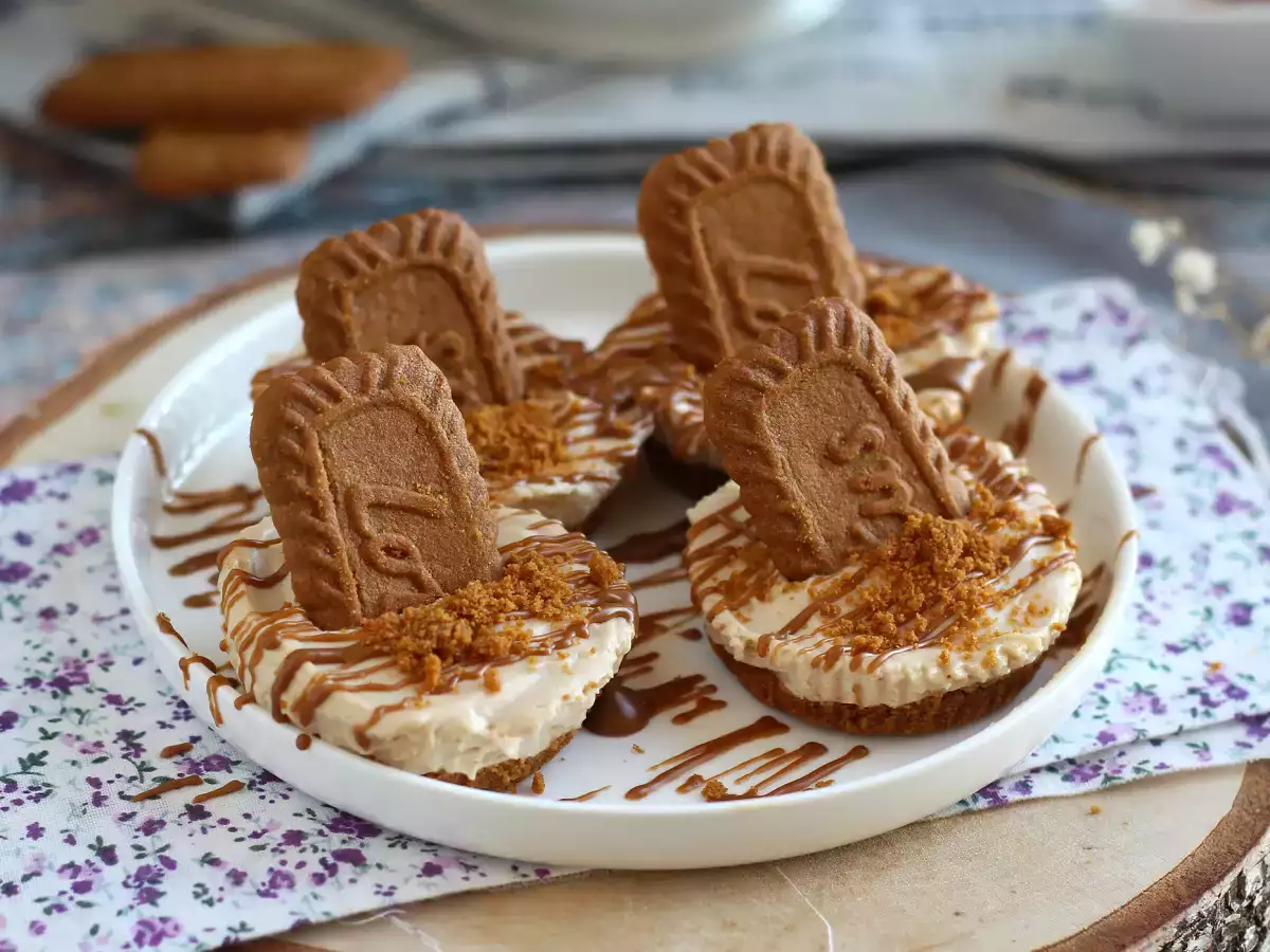 Speculoos bisküvili fırında pişmeyen cheesecake
