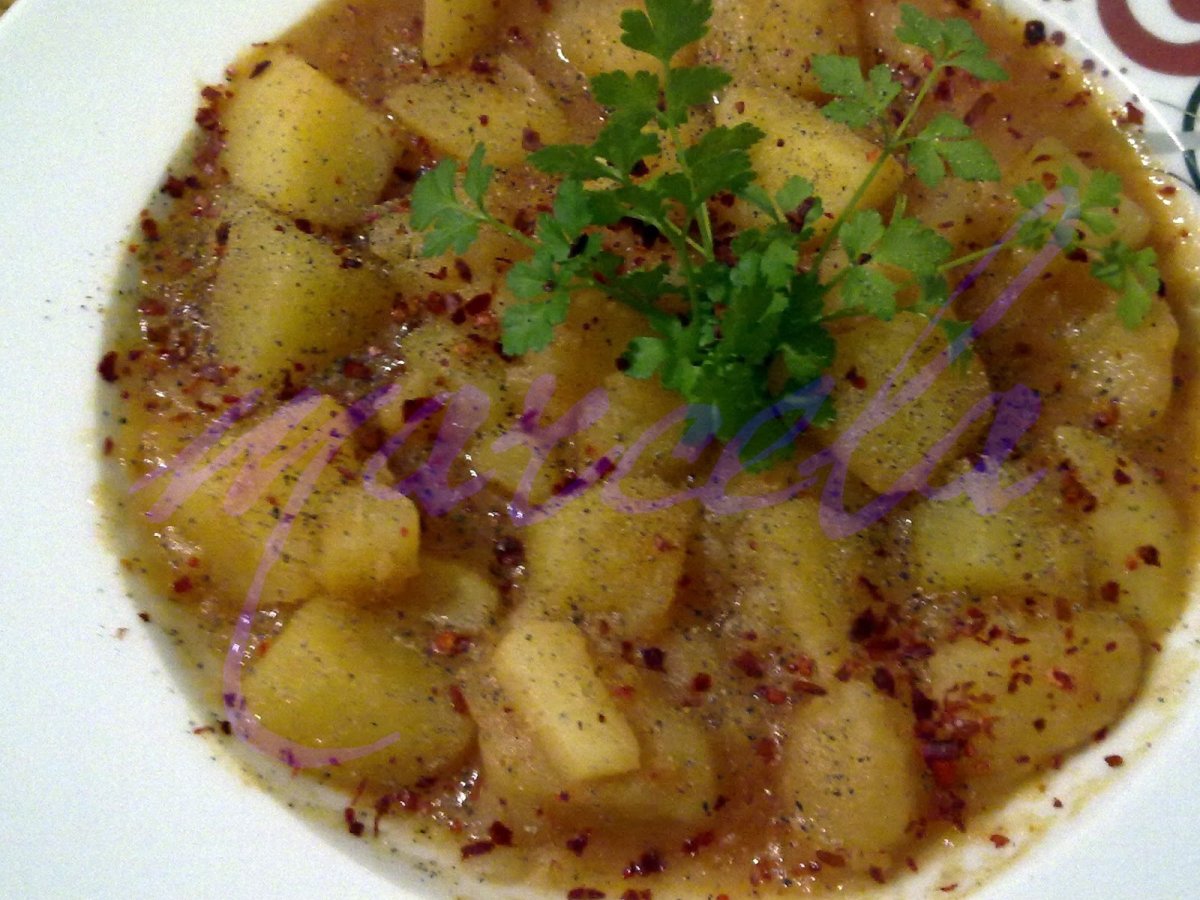 SULU PATATES YEMEĞİ