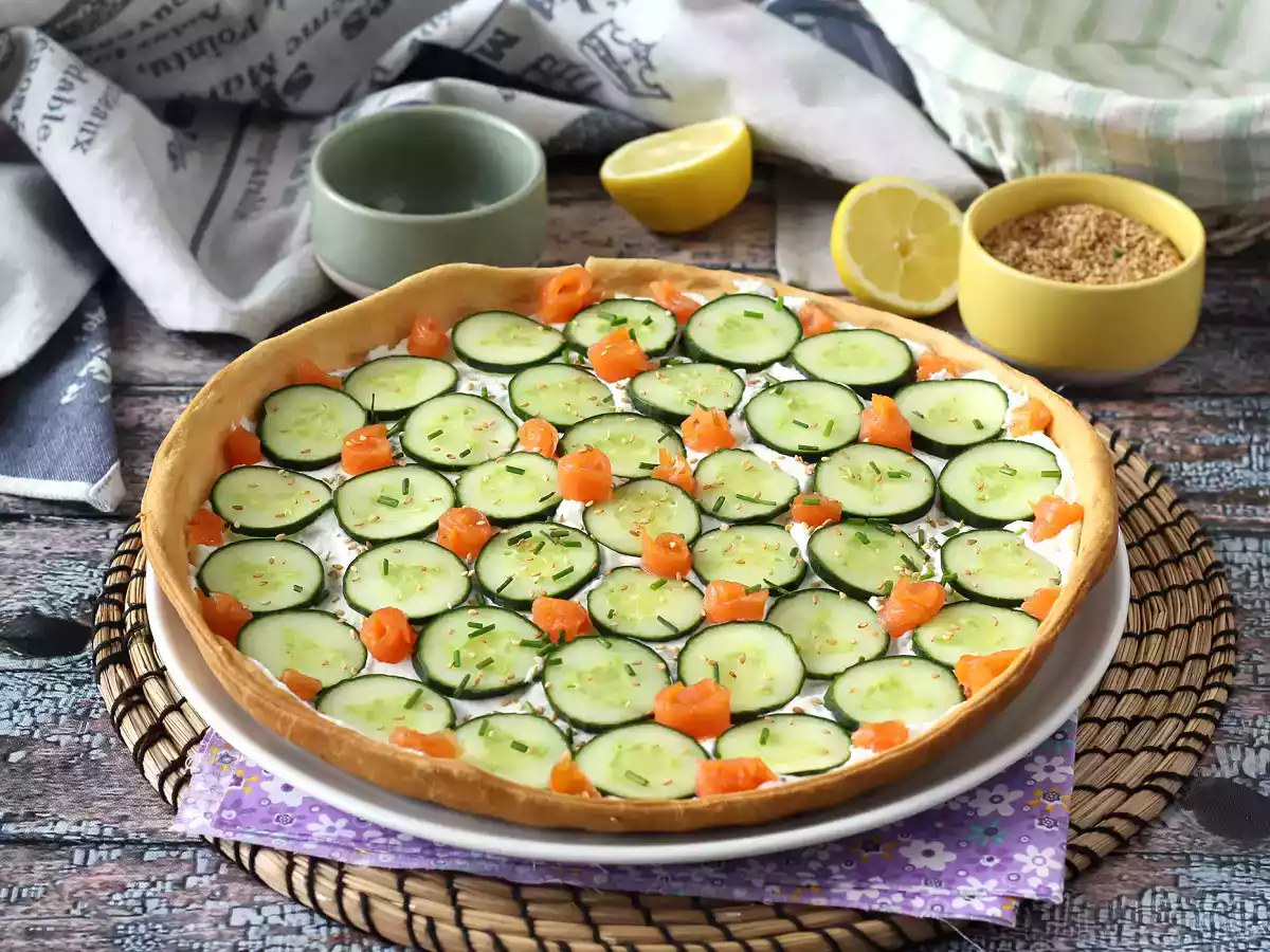Süper ferahlatıcı yaz tartı: ricotta, salatalık ve somon füme