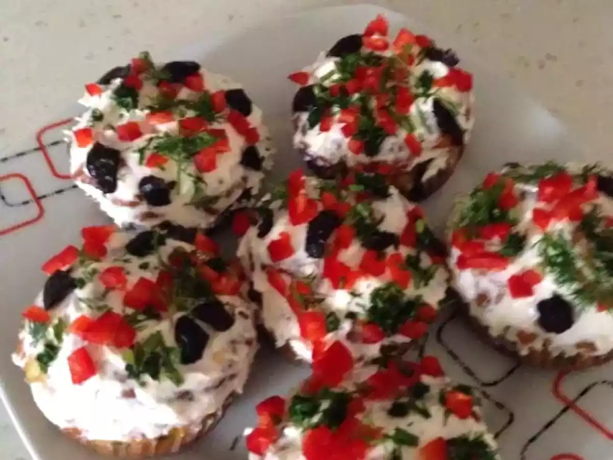 Süslü muffin