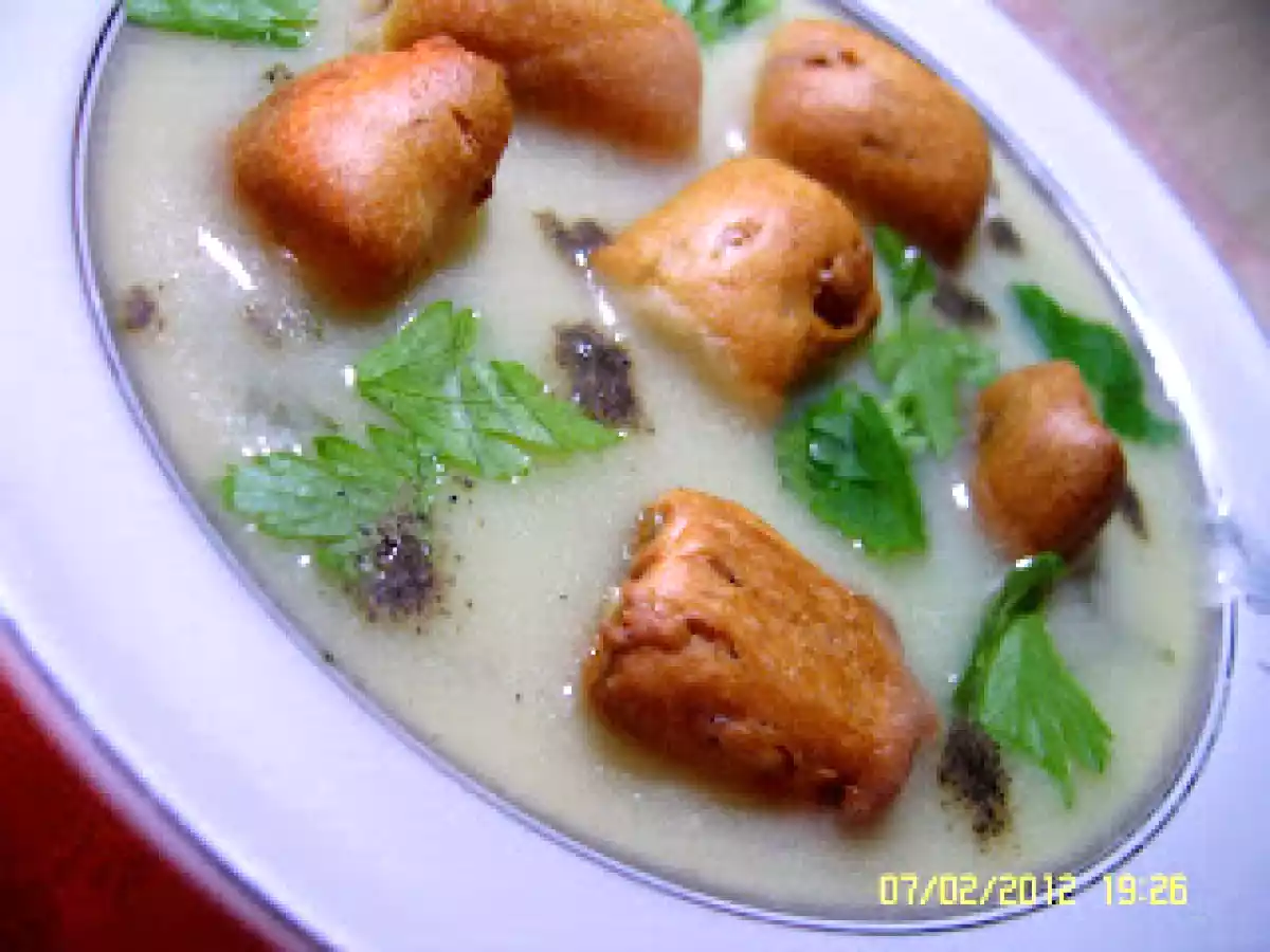 SÜTLÜ PATATES ÇORBASI - fotoğraf 2