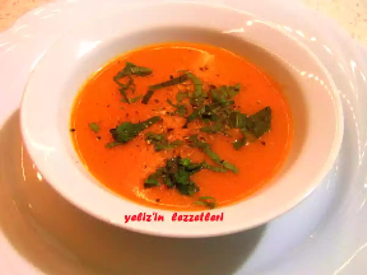 SÜTLÜ TARHANA ÇORBASI