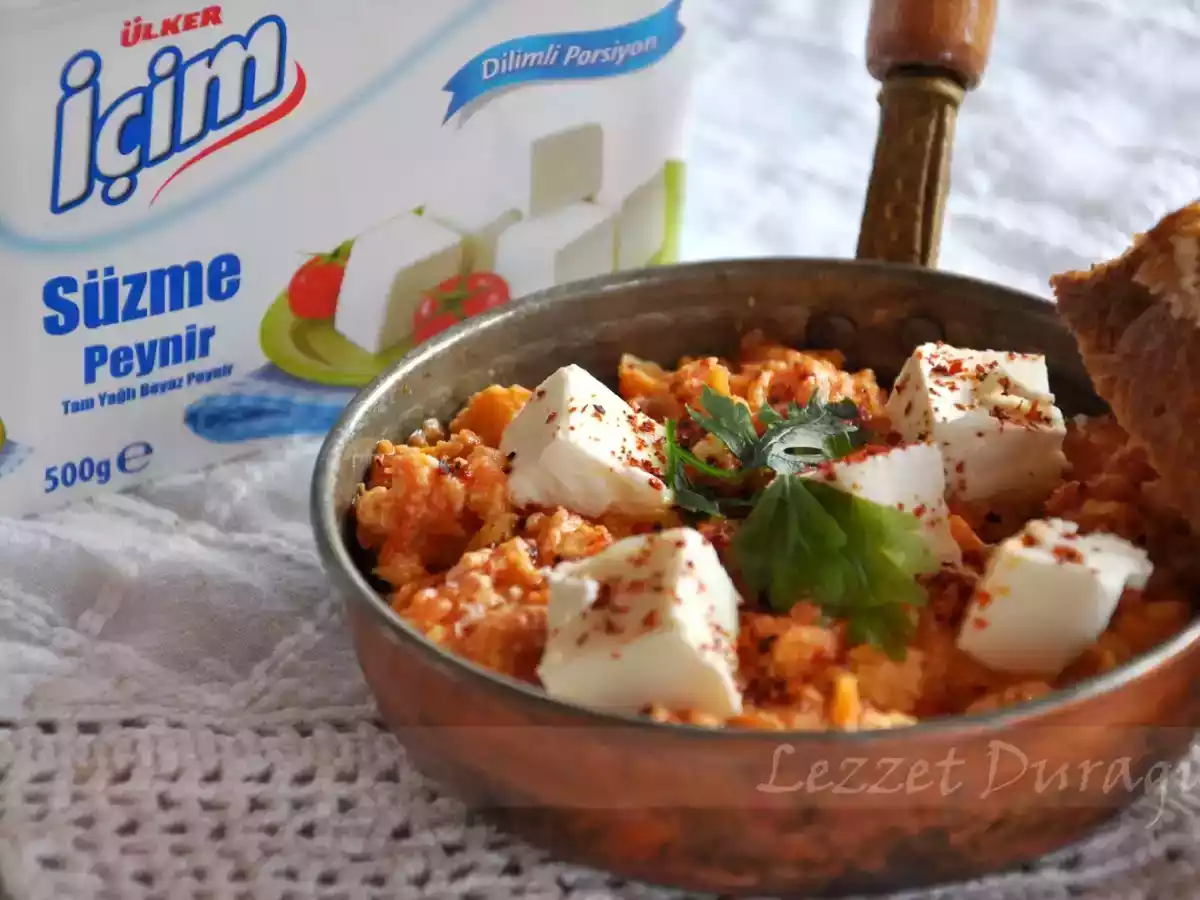 Süzme İçim Peynirli Menemen - fotoğraf 2