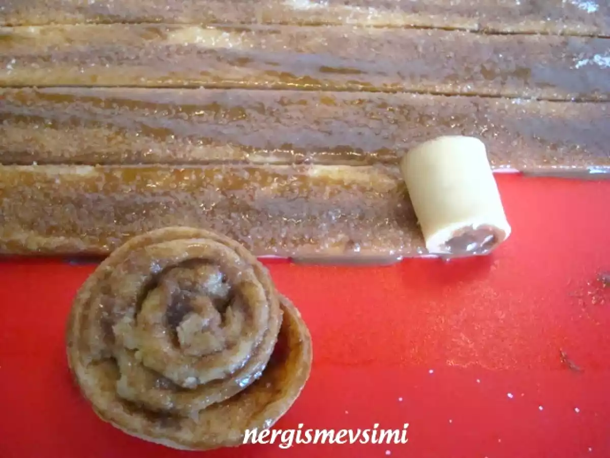 TAHİNLİ GÜL ÇÖREK - fotoğraf 3