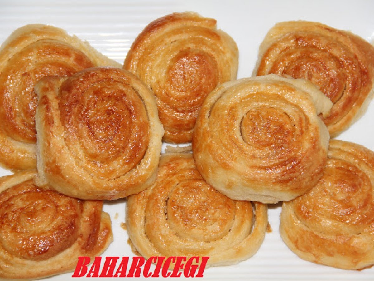 TAHINLI CÖREK