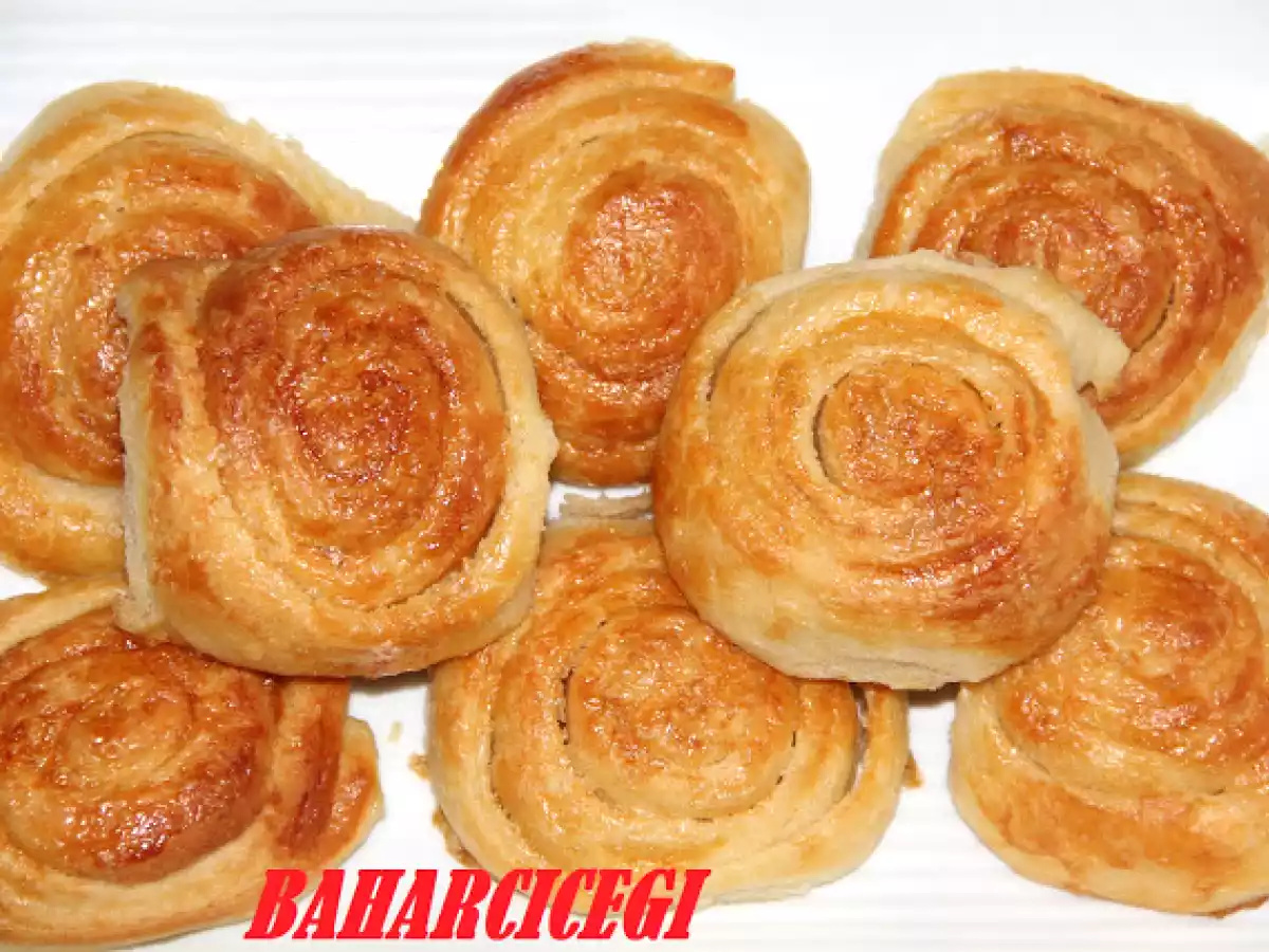 TAHINLI CÖREK