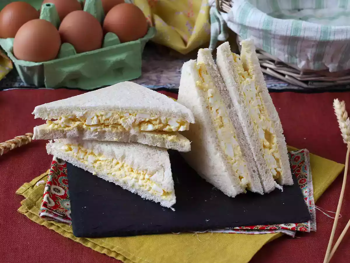 Tamago sando: konbini'de bulunan ünlü Japon yumurtalı sandviçi!