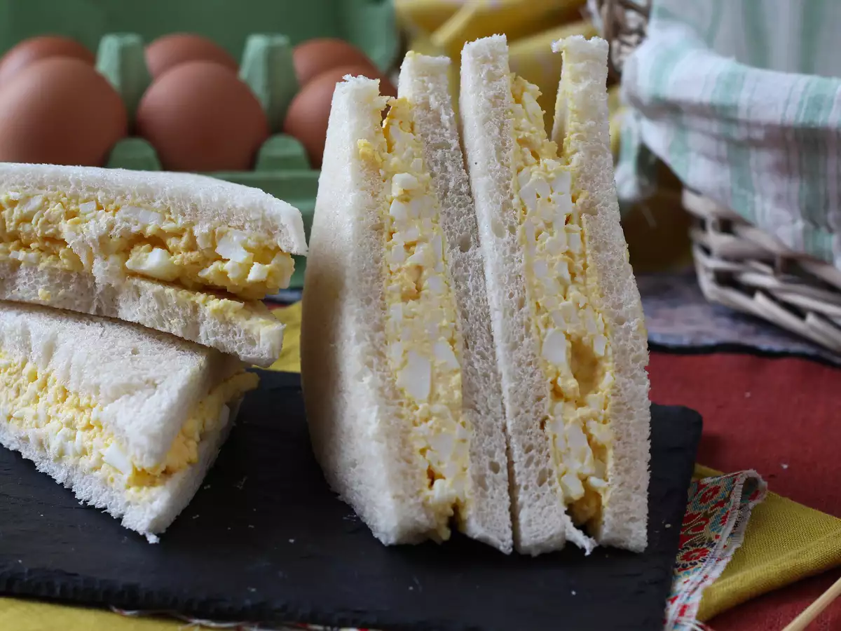 Tamago Sando: Konbinilerde Bulabileceğiniz Ünlü Japon Yumurtalı Sandviçi - fotoğraf 2