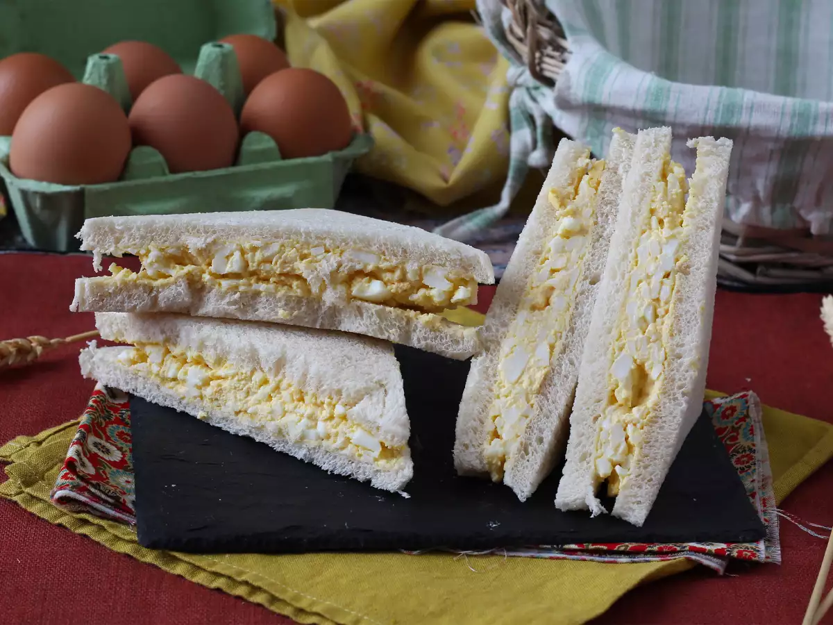 Tamago Sando: Konbinilerde Bulabileceğiniz Ünlü Japon Yumurtalı Sandviçi - fotoğraf 3