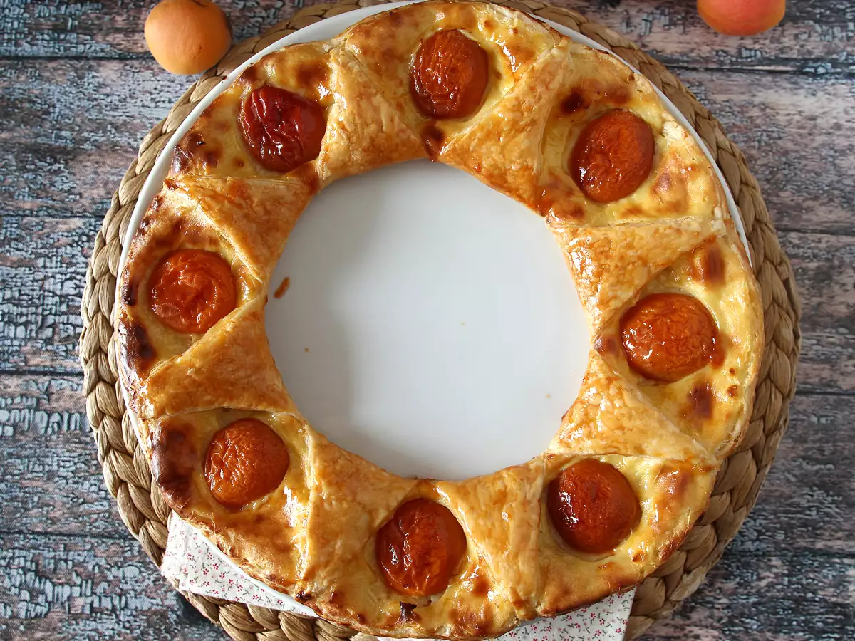 Tarte oranaise - Milföy hamuru, muhallebi ve kayısı - fotoğraf 5