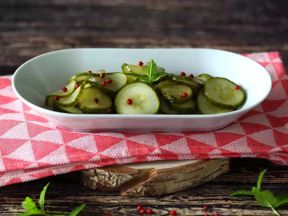 Tatlı ve ekşi salatalık: Yaz için hızlı ve lezzetli bir garnitür! - fotoğraf 4