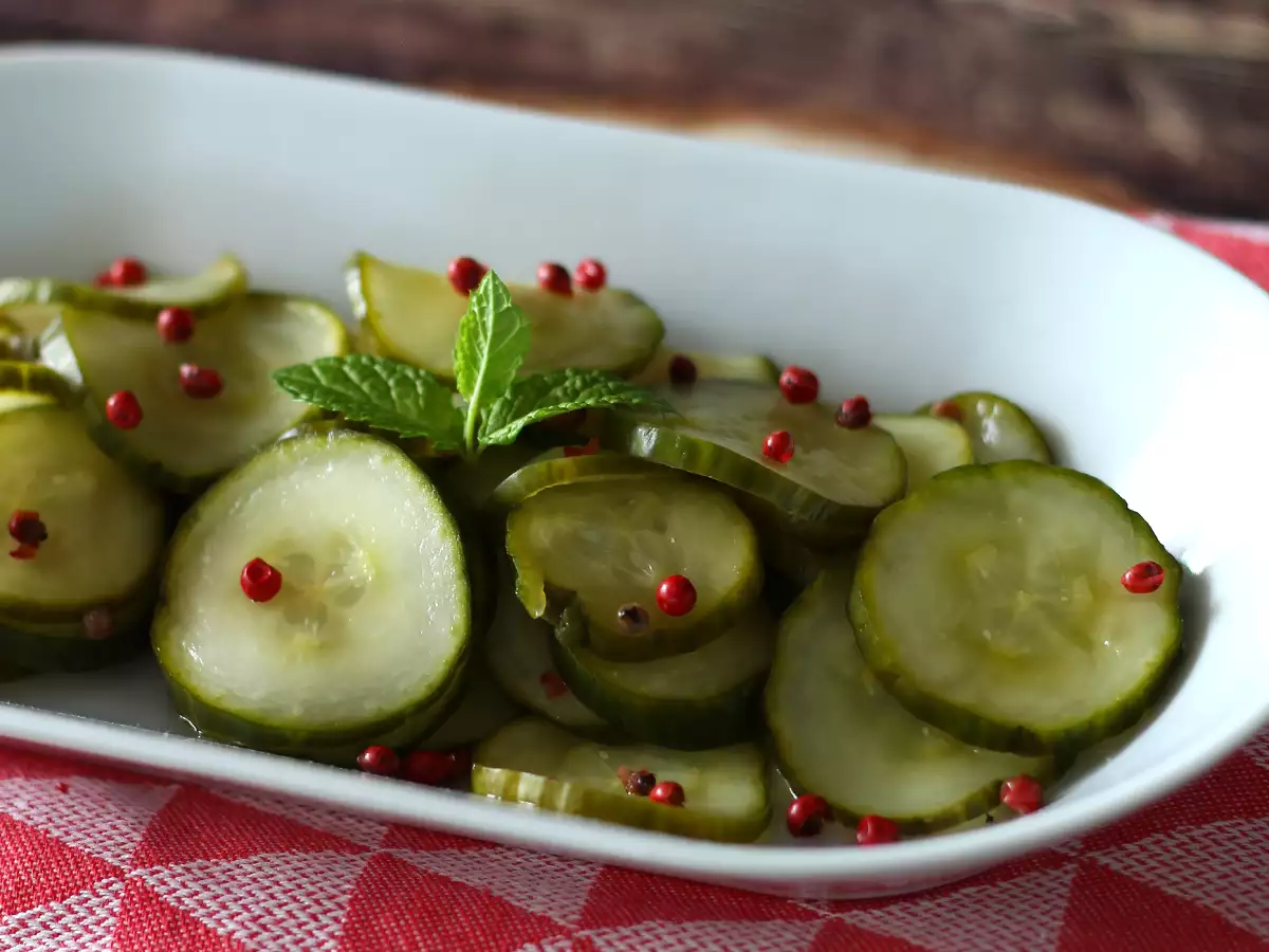 Tatlı ve ekşi salatalık: Yaz için hızlı ve lezzetli bir garnitür! - fotoğraf 5