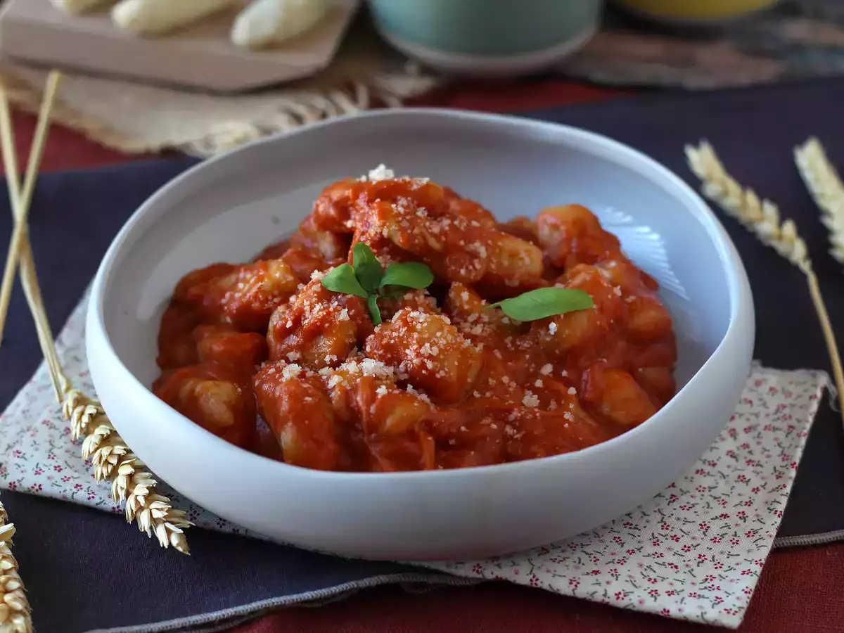 Tavada Gnocchi alla Sorrentina: Herkesin Sevdiği Hızlı ve Uzayan Peynirli Tarif! - fotoğraf 4