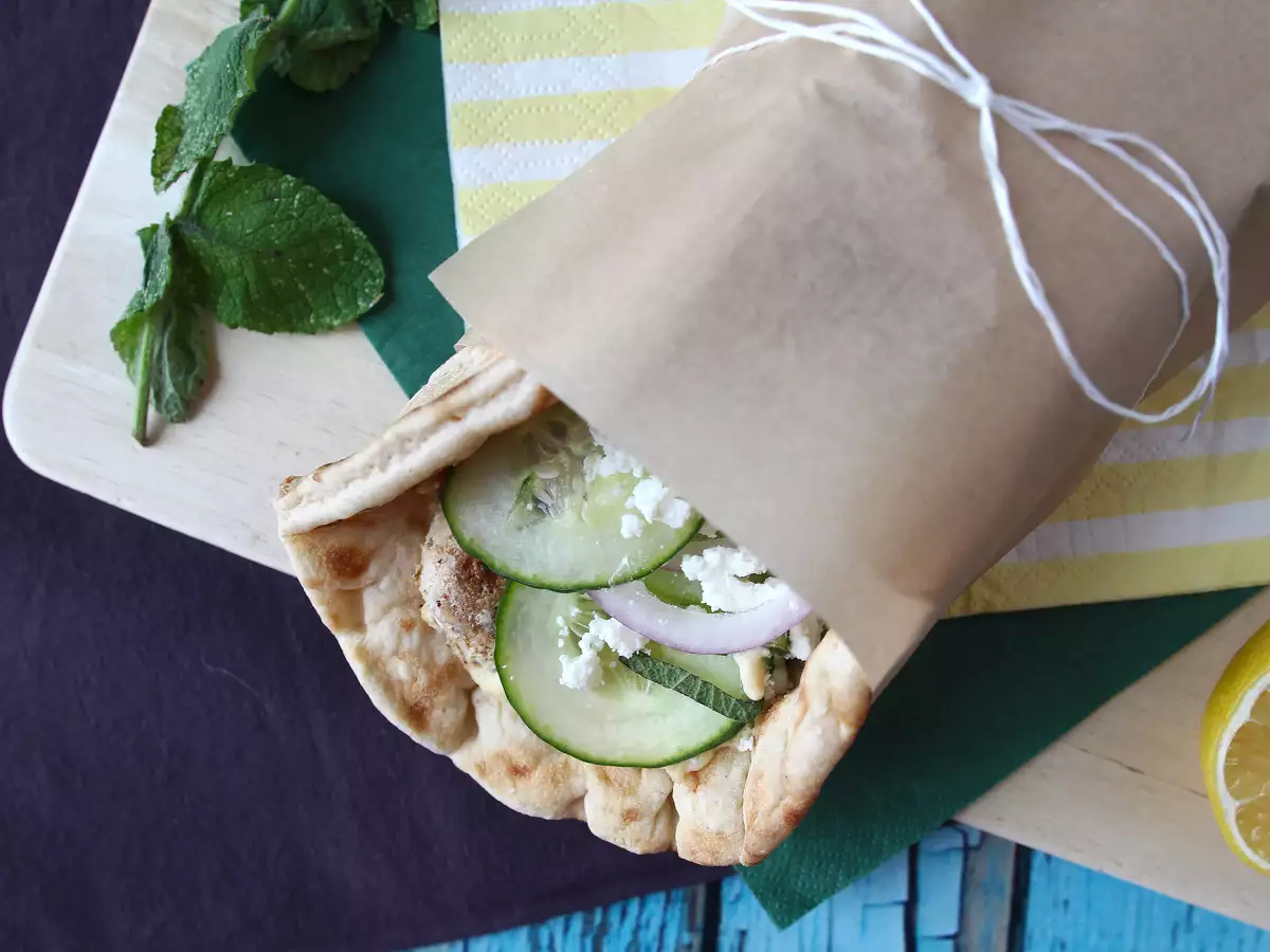Tavuklu Gyros: Bayılacağınız Yunan Sandviçi! - fotoğraf 3