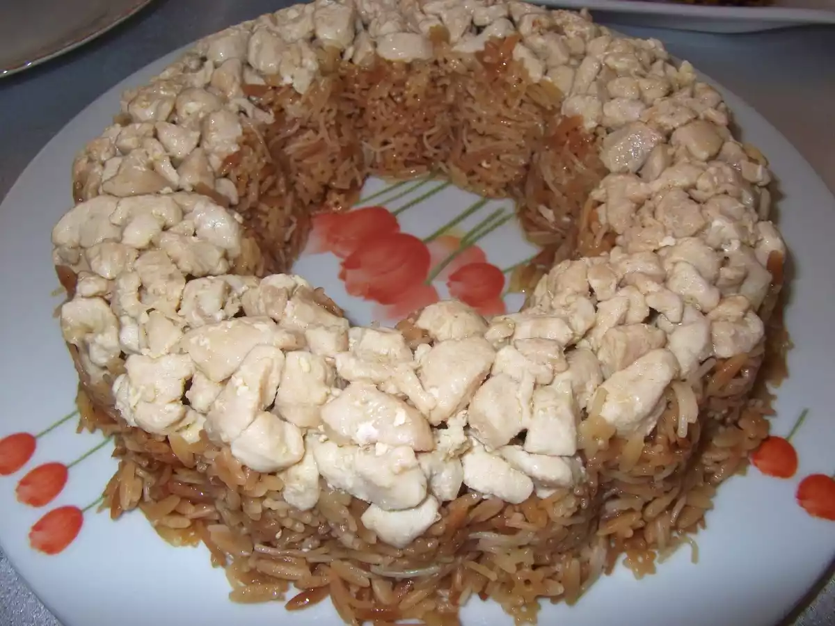 Tavuklu şehriye pilavı