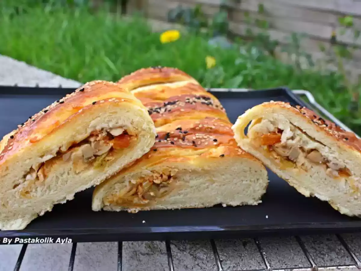 Tavuklu ve Mantarli Baguette