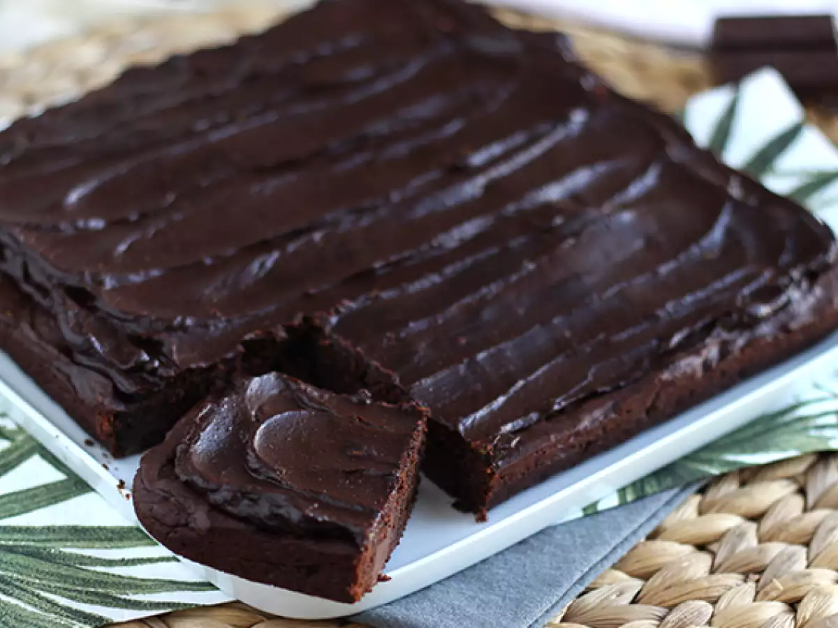 Tereyağı içermeyen Avokadolu ve Çikolatalı Brownie - laktozsuz - fotoğraf 6