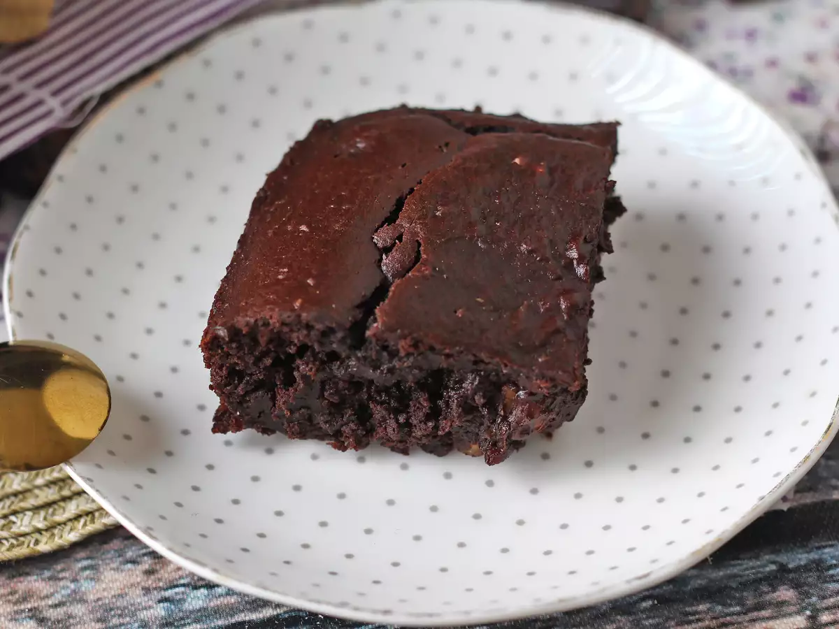 Tereyağı ve yağsız tatlı patatesli brownie - fotoğraf 4
