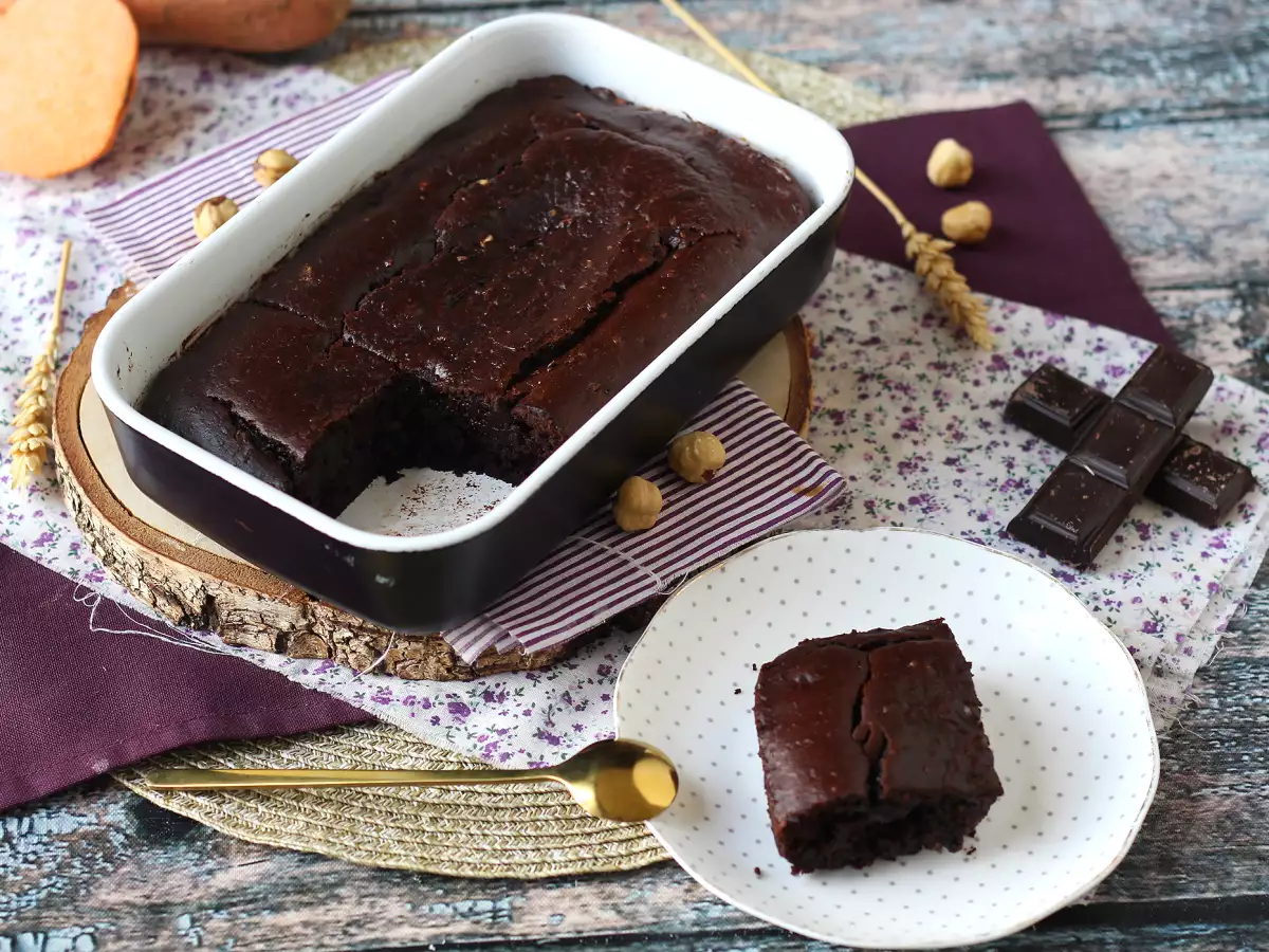 Tereyağı ve yağsız tatlı patatesli brownie - fotoğraf 6