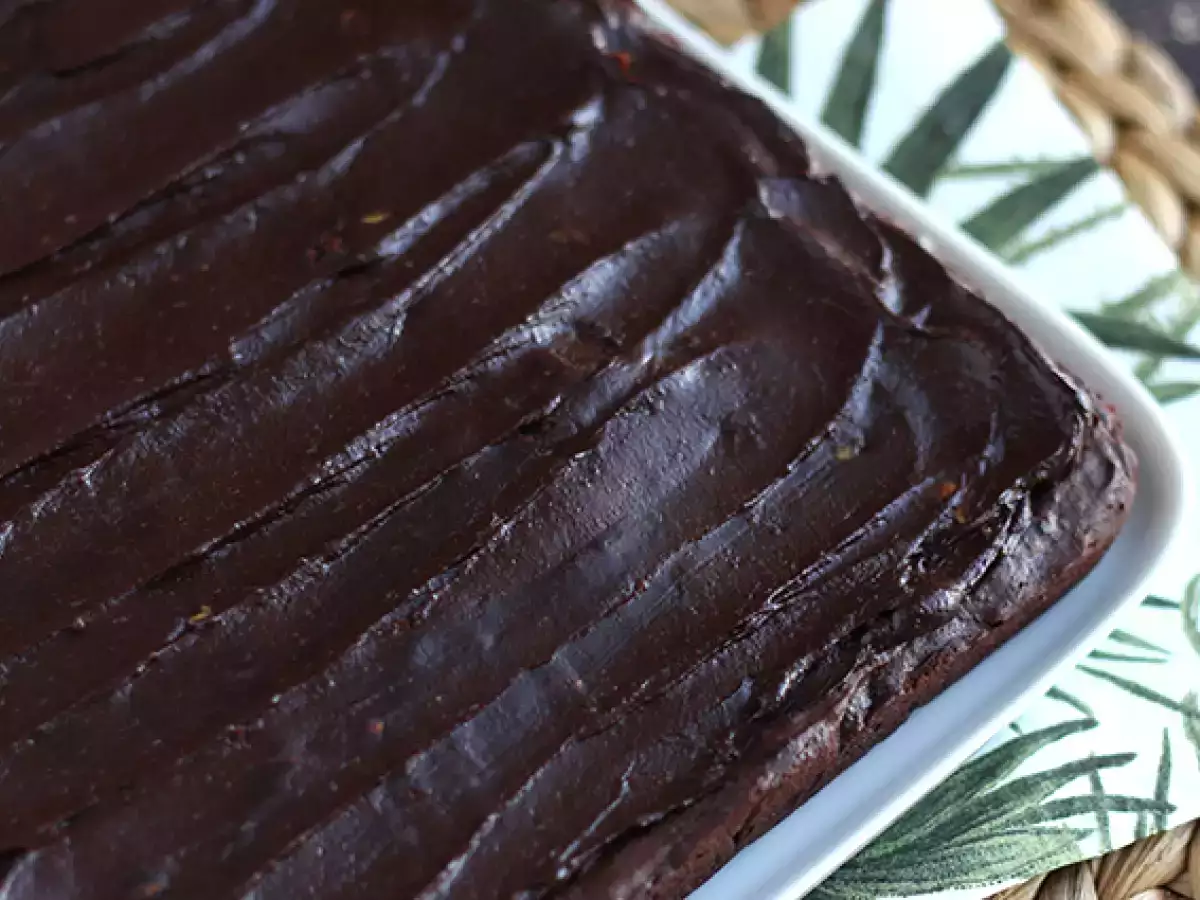 Tereyağsız ve Laktozsuz Avokadolu Çikolatalı Brownie - fotoğraf 5