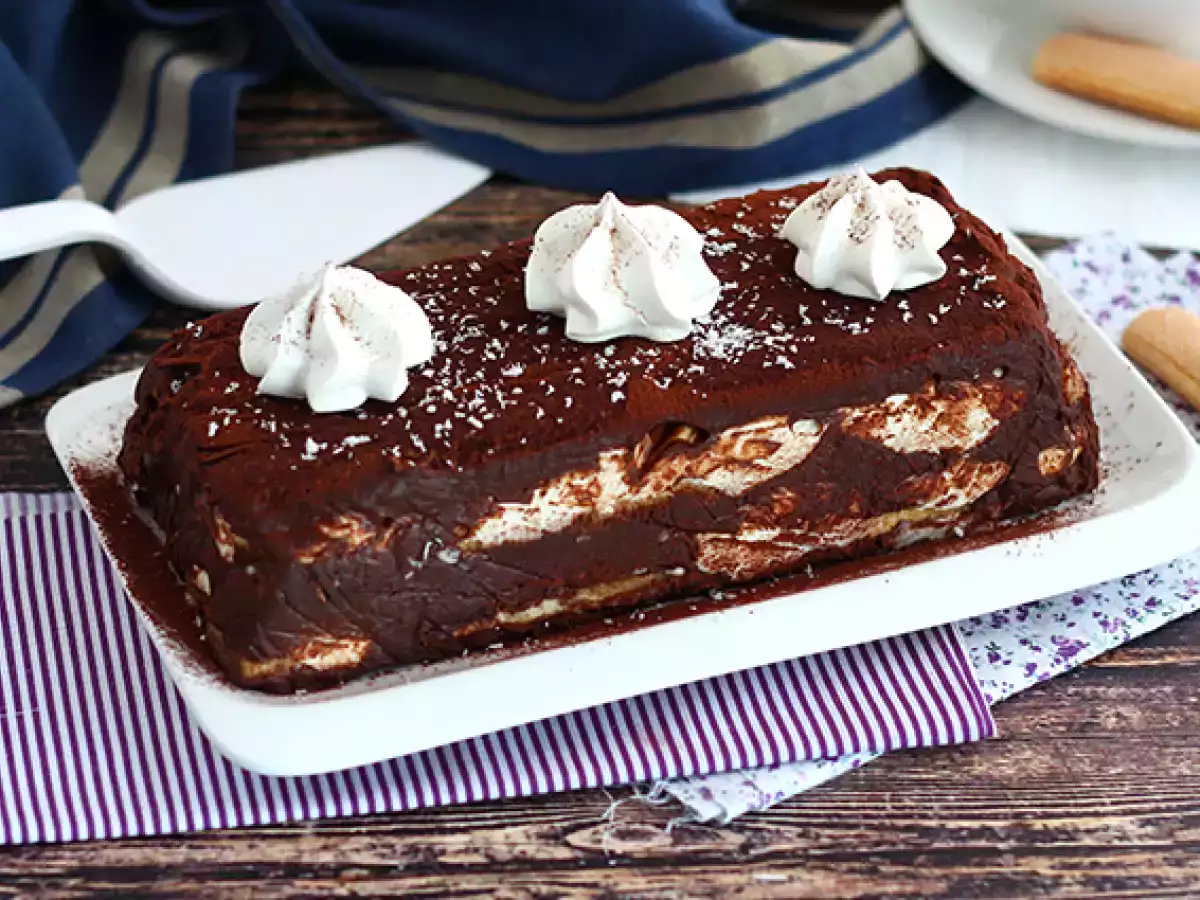 Tiramisu Kütük Pasta Tarifi (Adım Adım)
