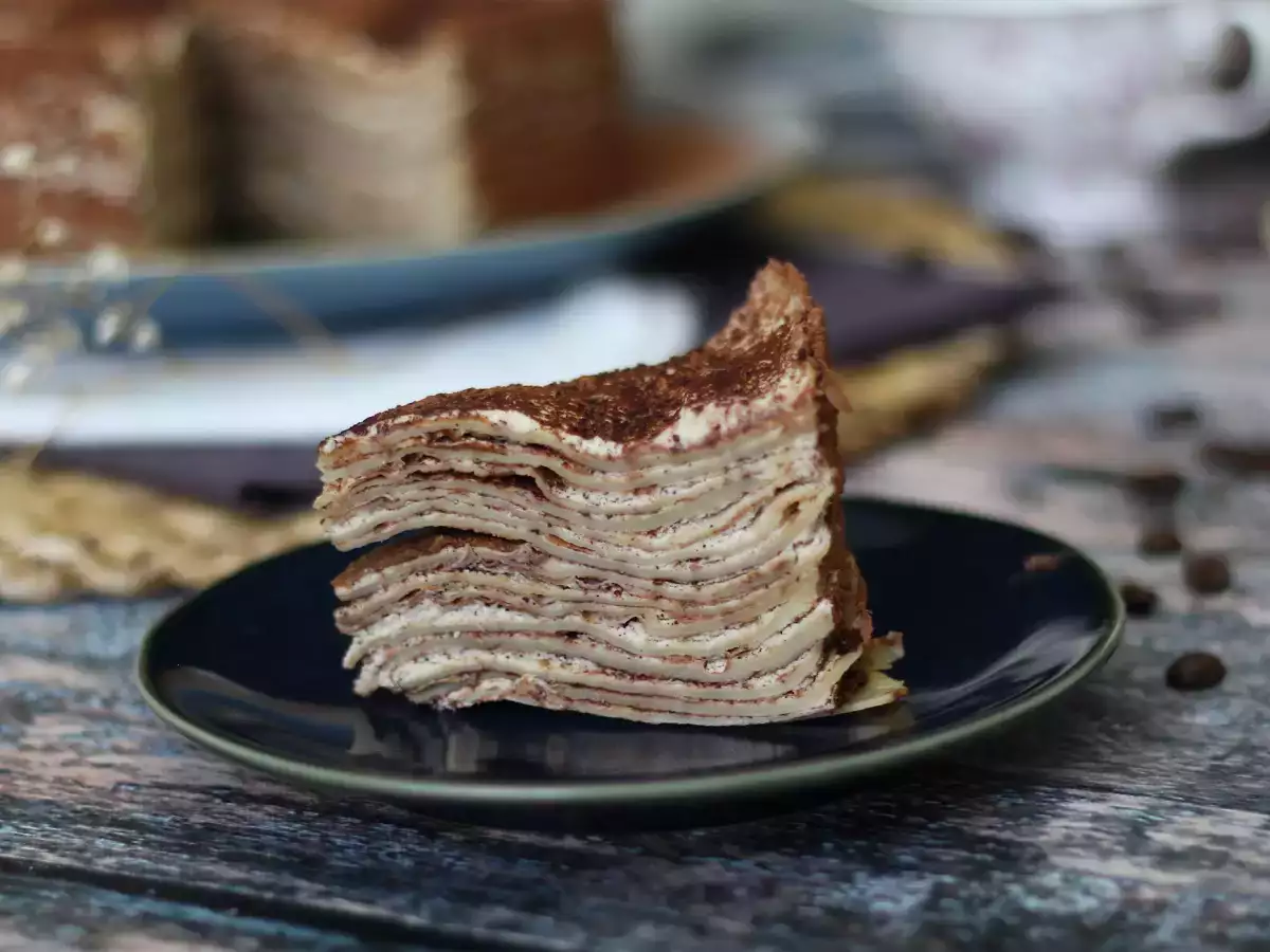 Tiramisu Tarzı Kahveli ve Kakaolu Krep Pasta - fotoğraf 6