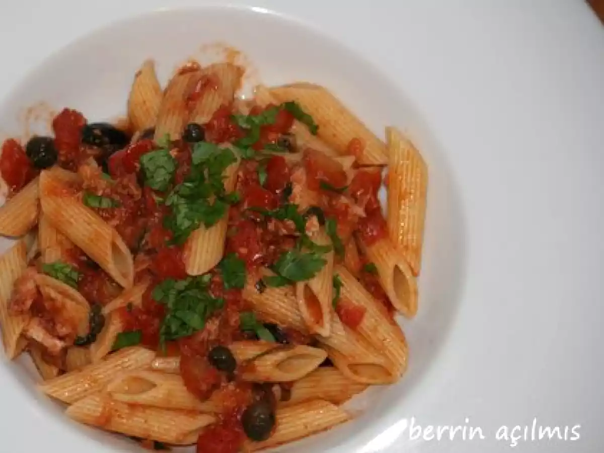 Ton balıklı penne makarna....
