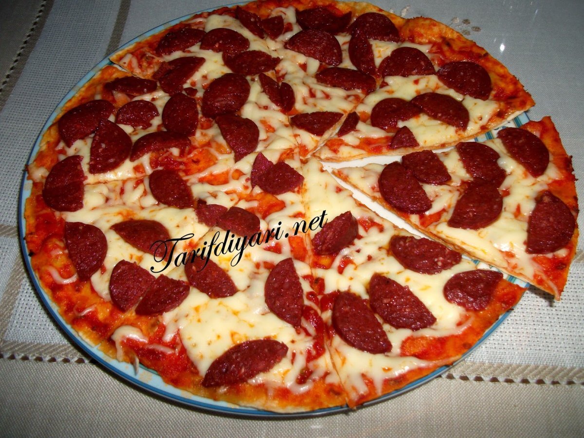 TORTİLLA EKMEĞİNDEN PİZZA(lavaş pizza)