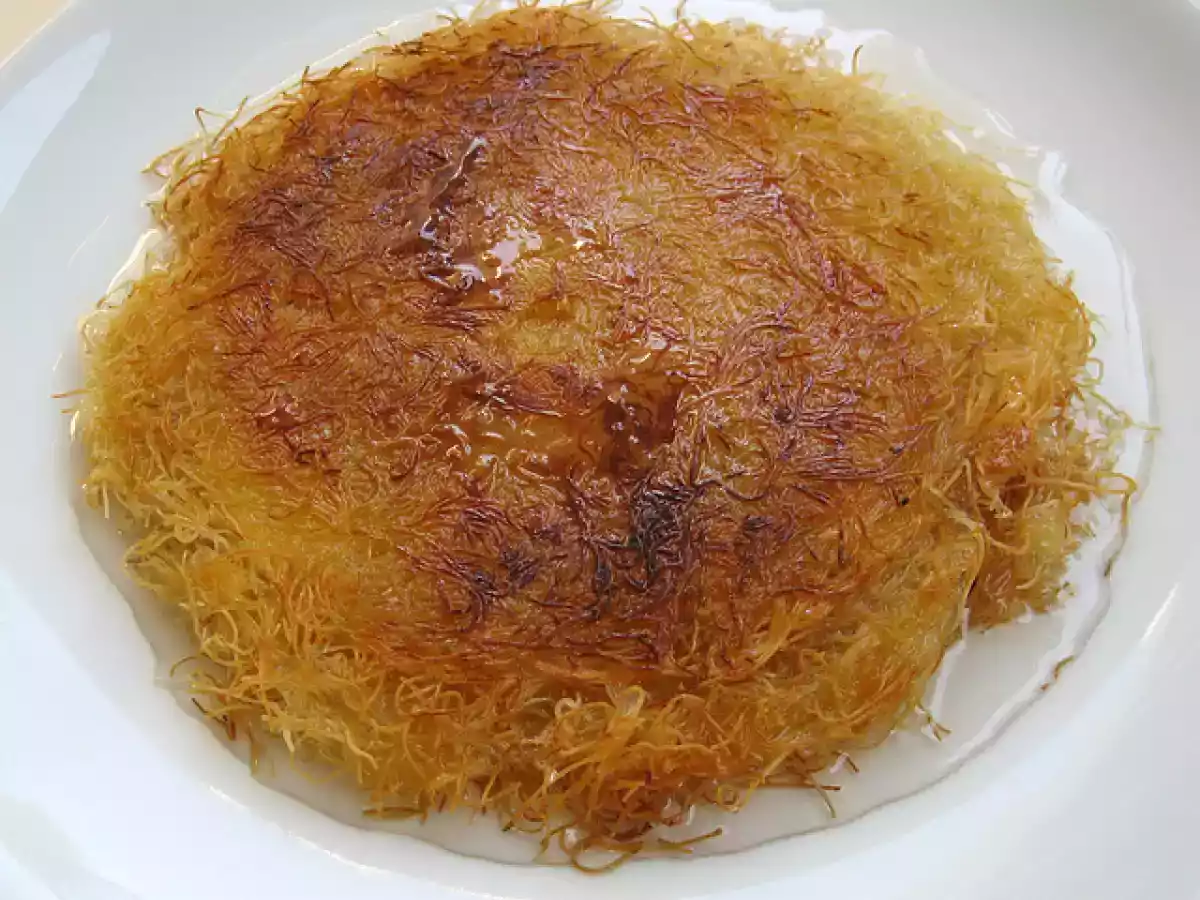 TOST MAKİNESİNDE PRATİK KÜNEFE YAPILIŞI - fotoğraf 2
