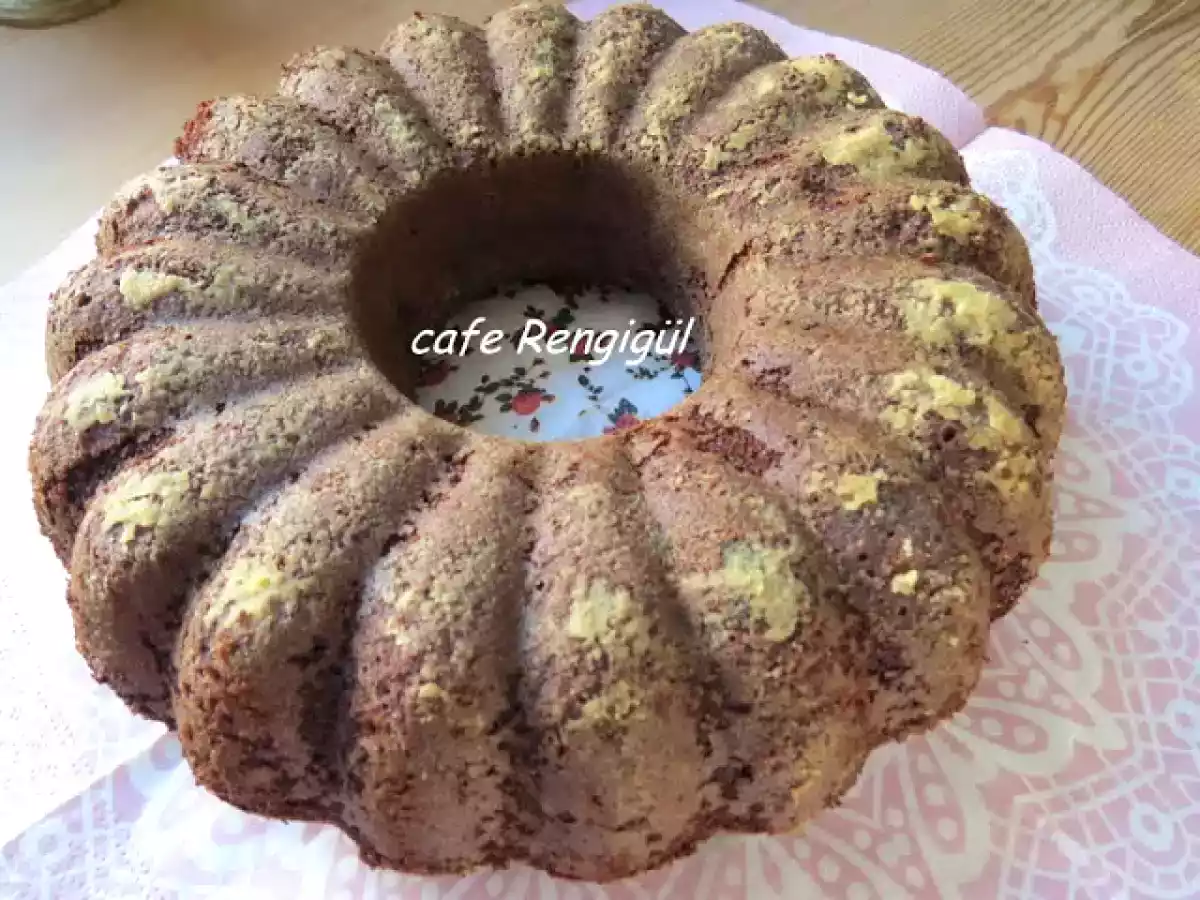 TÜRK KAHVELİ VE LİKÖRLÜ KEK