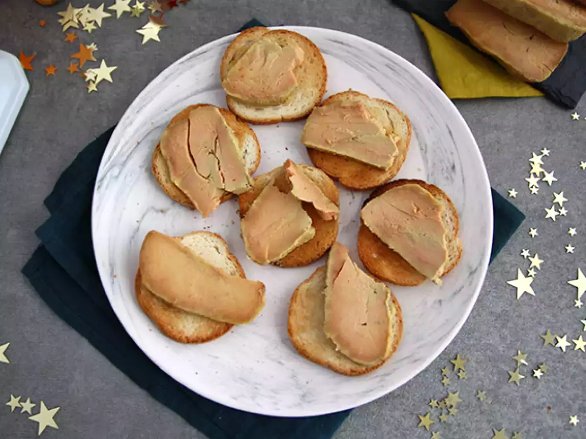 Tuzda pişirilmiş kaz ciğeri - fotoğraf 2