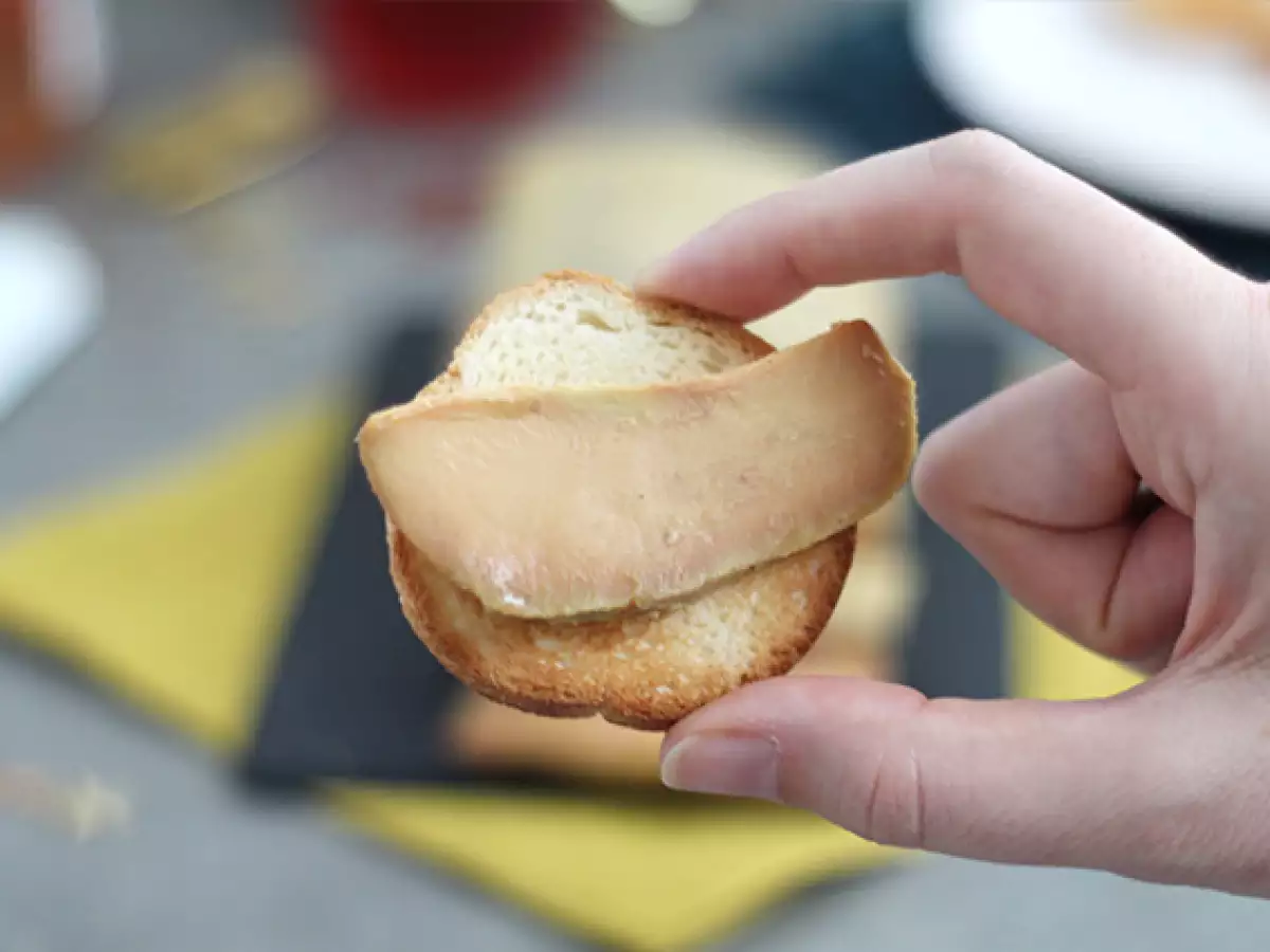 Tuzda pişirilmiş kaz ciğeri - fotoğraf 4