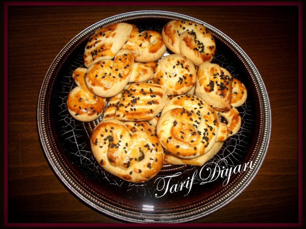 TUZLU KURABİYE