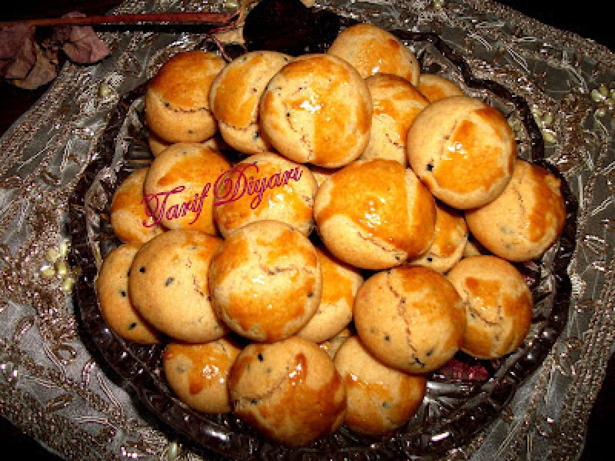 TUZLU MİNİK KURABİYELER