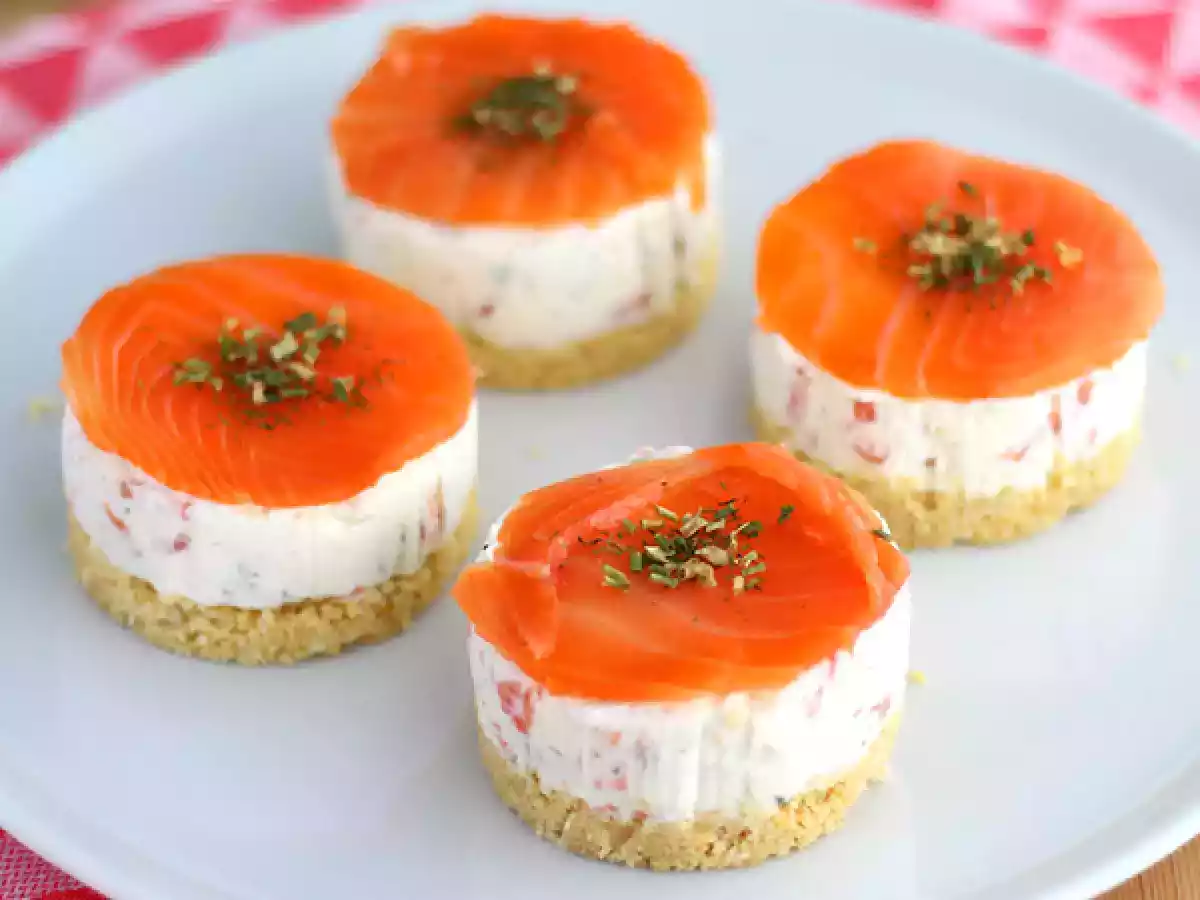 Tuzlu somonlu cheesecake - fotoğraf 2