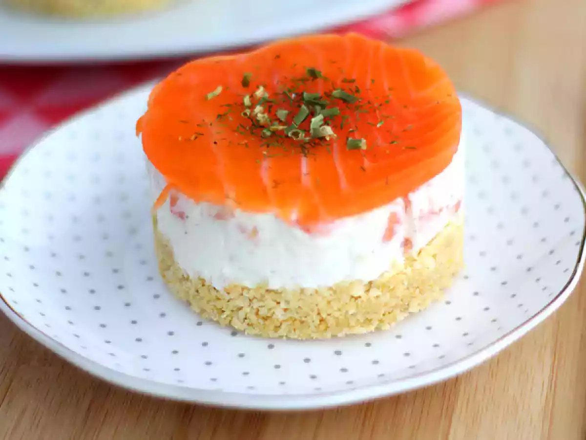 Tuzlu somonlu cheesecake - fotoğraf 3