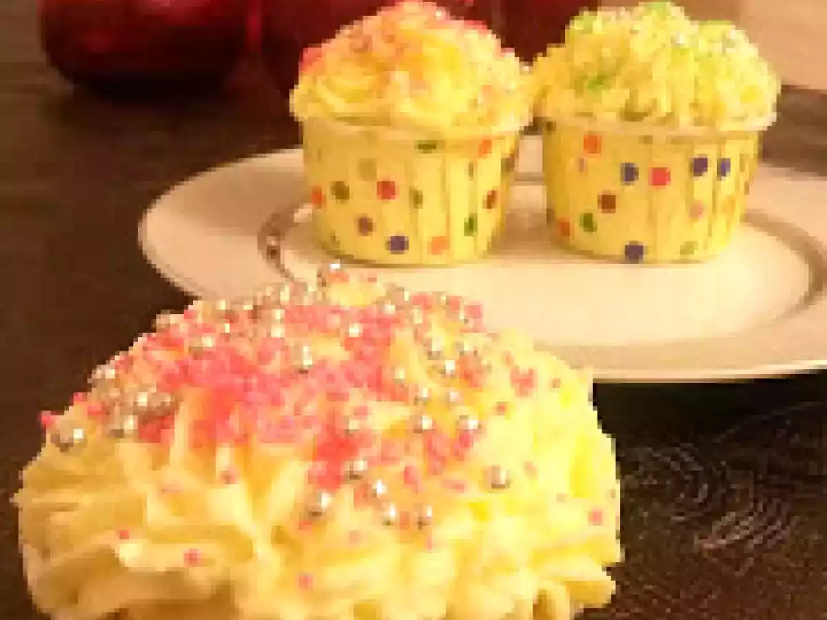 VANİLYALI CUPCAKE