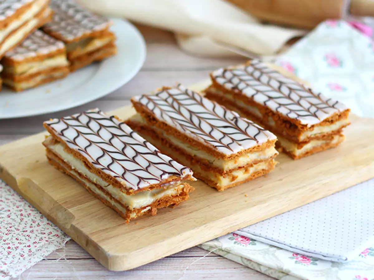 Vanilyalı Mille-Feuille (Milföy Pastası)